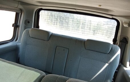 Mazda Bongo Friendee i рестайлинг, 1997 год, 300 000 рублей, 8 фотография
