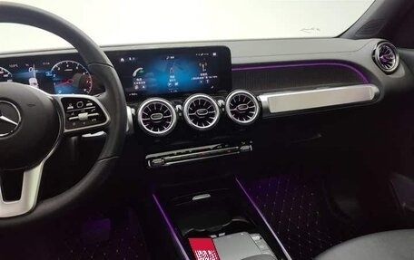 Mercedes-Benz GLB, 2021 год, 2 580 020 рублей, 10 фотография