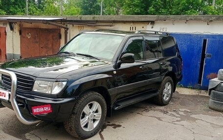 Toyota Land Cruiser 100 рестайлинг 2, 2002 год, 1 500 000 рублей, 3 фотография