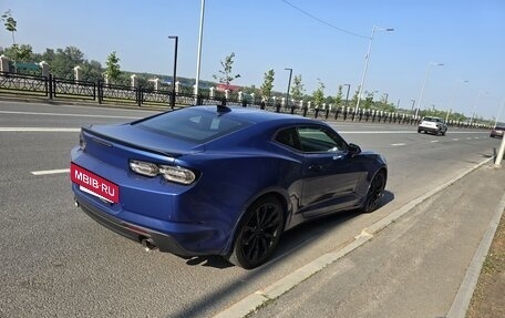 Chevrolet Camaro VI, 2020 год, 3 800 000 рублей, 2 фотография