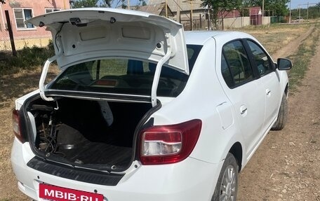 Renault Logan II, 2014 год, 830 000 рублей, 3 фотография