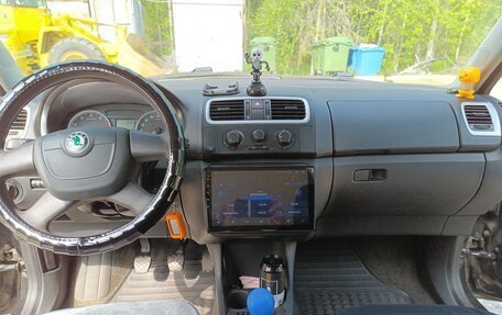Skoda Fabia II, 2010 год, 430 000 рублей, 14 фотография