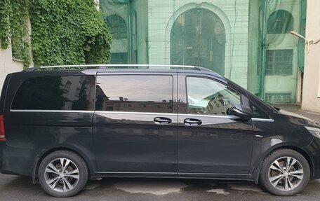 Mercedes-Benz V-Класс, 2017 год, 4 140 000 рублей, 4 фотография