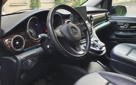 Mercedes-Benz V-Класс, 2017 год, 4 140 000 рублей, 9 фотография