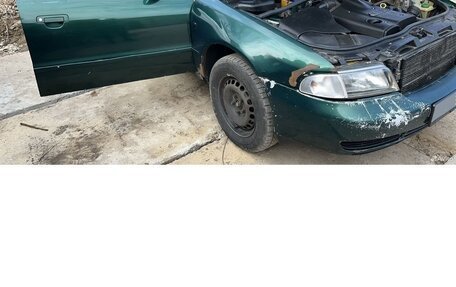 Audi A4, 1999 год, 300 000 рублей, 6 фотография