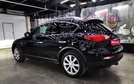 Infiniti QX50 I рестайлинг, 2015 год, 1 900 000 рублей, 10 фотография