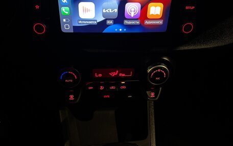 KIA Rio IV, 2021 год, 1 770 000 рублей, 12 фотография