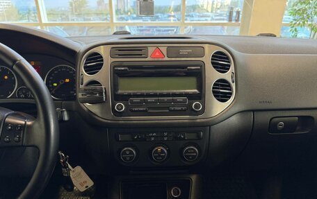 Volkswagen Tiguan I, 2009 год, 999 000 рублей, 12 фотография
