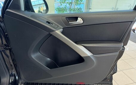 Volkswagen Tiguan I, 2009 год, 999 000 рублей, 16 фотография