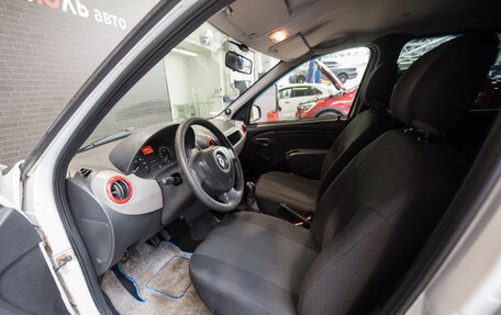 Renault Logan I, 2013 год, 300 000 рублей, 7 фотография