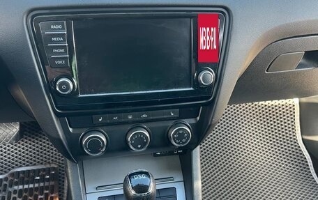 Skoda Octavia, 2015 год, 1 370 000 рублей, 10 фотография