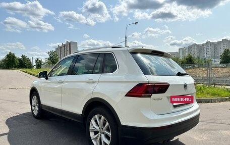 Volkswagen Tiguan II, 2020 год, 2 590 000 рублей, 3 фотография