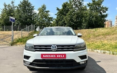 Volkswagen Tiguan II, 2020 год, 2 590 000 рублей, 8 фотография