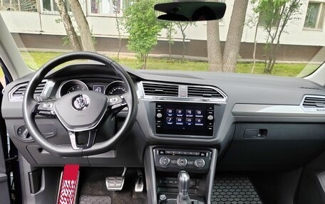 Volkswagen Tiguan II, 2019 год, 2 790 000 рублей, 4 фотография