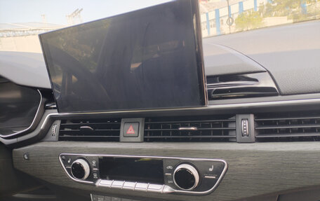 Audi A4, 2023 год, 4 400 000 рублей, 12 фотография