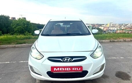 Hyundai Solaris II рестайлинг, 2012 год, 570 000 рублей, 5 фотография