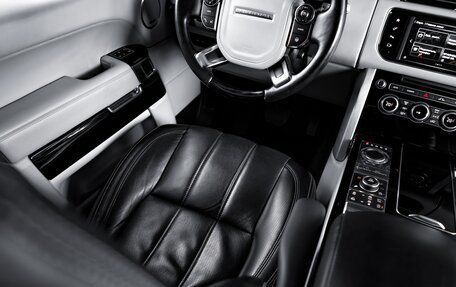 Land Rover Range Rover IV рестайлинг, 2016 год, 4 490 000 рублей, 26 фотография
