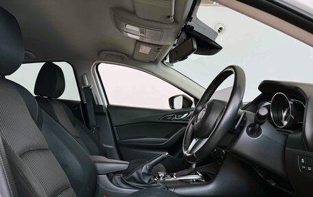 Mazda Axela, 2015 год, 1 350 000 рублей, 8 фотография