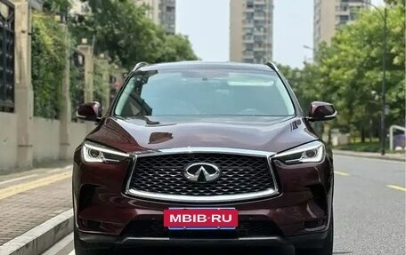 Infiniti Q50 I рестайлинг, 2022 год, 2 060 000 рублей, 2 фотография