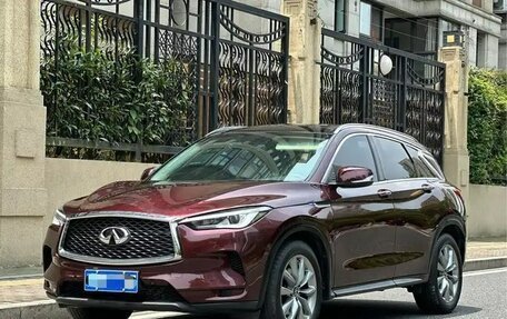 Infiniti Q50 I рестайлинг, 2022 год, 2 060 000 рублей, 12 фотография