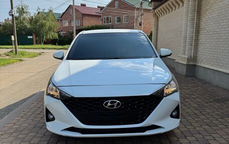Hyundai Solaris II рестайлинг, 2019 год, 1 250 000 рублей, 2 фотография