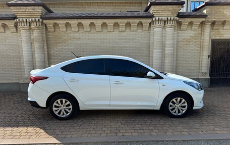 Hyundai Solaris II рестайлинг, 2019 год, 1 250 000 рублей, 16 фотография