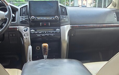 Toyota Land Cruiser 200, 2008 год, 2 799 000 рублей, 4 фотография