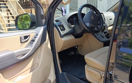 Hyundai H-1 II рестайлинг, 2021 год, 3 500 000 рублей, 8 фотография