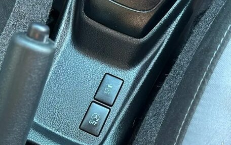 Toyota Yaris XP150 рестайлинг, 2020 год, 1 210 000 рублей, 28 фотография