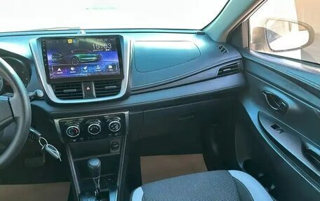 Toyota Yaris XP150 рестайлинг, 2020 год, 1 210 000 рублей, 37 фотография