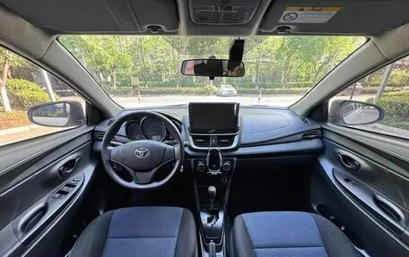Toyota Yaris XP150 рестайлинг, 2021 год, 1 170 000 рублей, 4 фотография