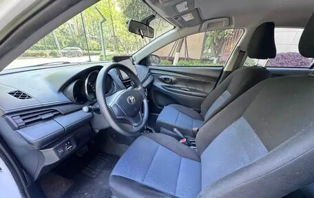 Toyota Yaris XP150 рестайлинг, 2021 год, 1 170 000 рублей, 6 фотография