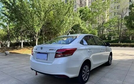 Toyota Yaris XP150 рестайлинг, 2021 год, 1 170 000 рублей, 7 фотография
