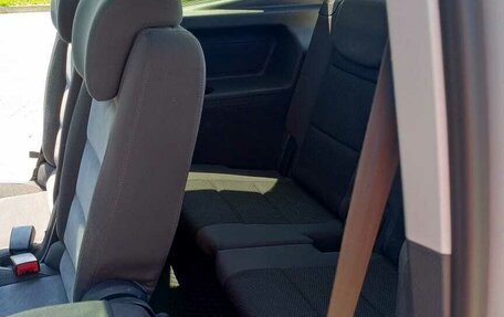 Volkswagen Touran III, 2011 год, 1 220 000 рублей, 5 фотография