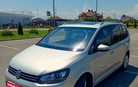 Volkswagen Touran III, 2011 год, 1 220 000 рублей, 10 фотография