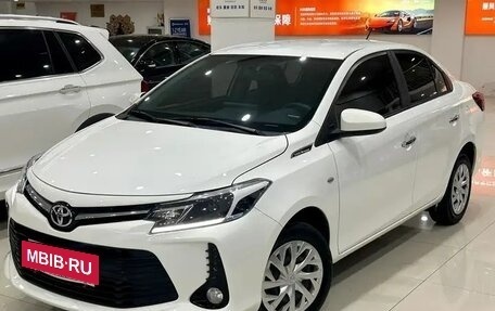 Toyota Vios III, 2022 год, 1 230 000 рублей, 4 фотография