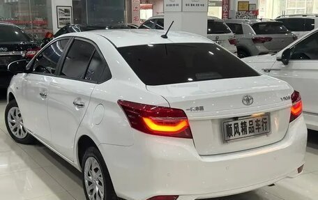 Toyota Vios III, 2022 год, 1 230 000 рублей, 16 фотография