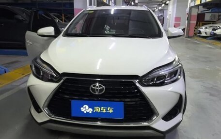 Toyota Yaris XP150 рестайлинг, 2021 год, 1 220 000 рублей, 2 фотография