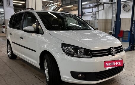 Volkswagen Touran III, 2014 год, 1 360 000 рублей, 4 фотография