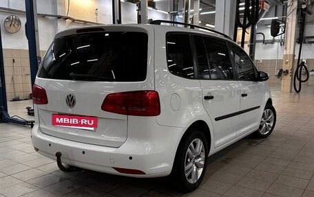 Volkswagen Touran III, 2014 год, 1 360 000 рублей, 6 фотография