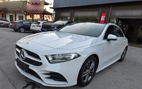 Mercedes-Benz A-Класс, 2020 год, 1 830 000 рублей, 1 фотография