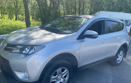 Toyota RAV4, 2013 год, 2 099 000 рублей, 6 фотография