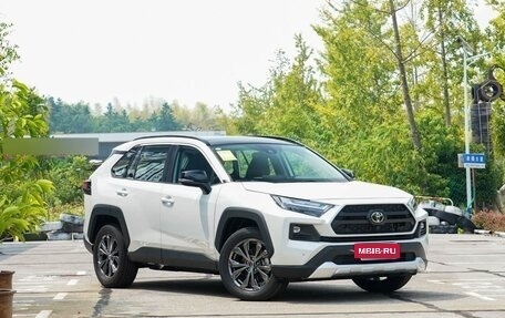 Toyota RAV4, 2025 год, 3 310 999 рублей, 3 фотография