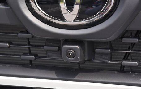 Toyota RAV4, 2025 год, 3 310 999 рублей, 29 фотография