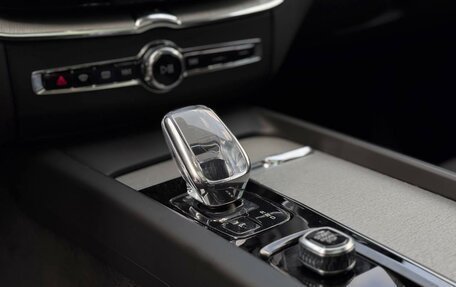 Volvo XC60 II, 2025 год, 9 500 000 рублей, 3 фотография