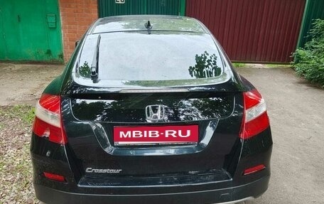 Honda Crosstour I рестайлинг, 2014 год, 1 804 000 рублей, 3 фотография