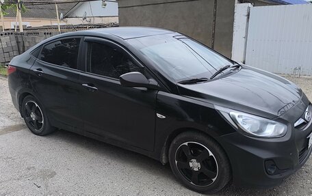 Hyundai Solaris II рестайлинг, 2013 год, 599 999 рублей, 5 фотография