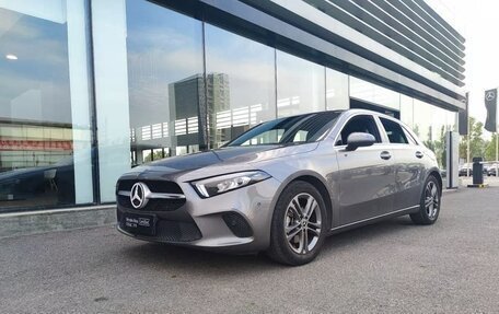 Mercedes-Benz A-Класс, 2020 год, 1 660 000 рублей, 3 фотография