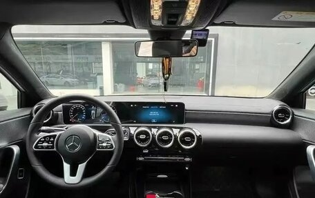 Mercedes-Benz A-Класс, 2020 год, 1 810 000 рублей, 7 фотография