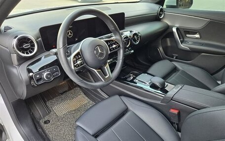 Mercedes-Benz A-Класс, 2020 год, 1 830 000 рублей, 5 фотография